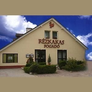 Rezkakas Fogado Bed and Breakfast Zirc Εξωτερικό φωτογραφία