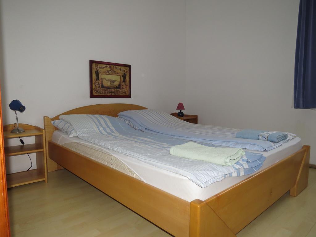 Rezkakas Fogado Bed and Breakfast Zirc Εξωτερικό φωτογραφία